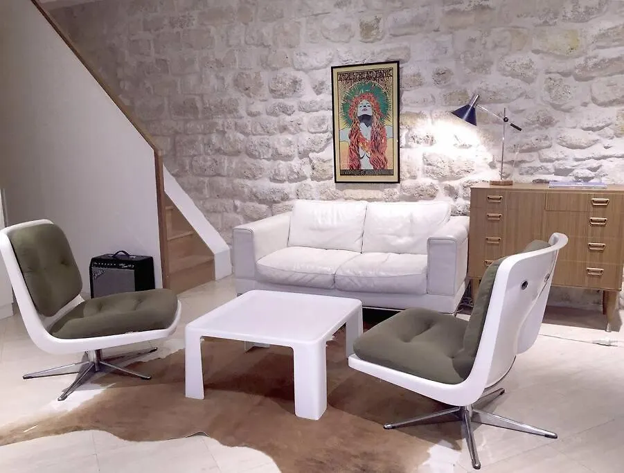 Duplex Sur 2 Etages - Le Marais - Paris Centre Apartamento 0*,  França